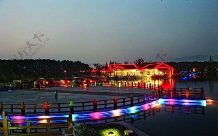 虞山夜景图片