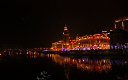 天津津湾广场迷人夜景图片