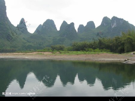 山朦胧水朦胧图片