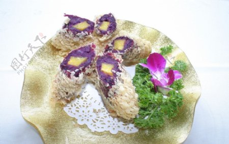 网烧紫薯卷图片