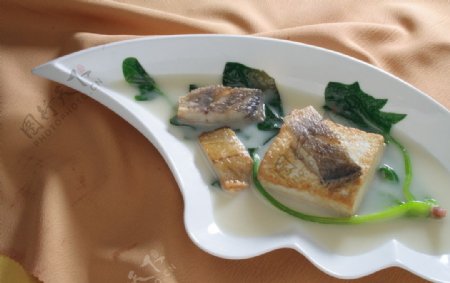 煎家乡豆腐黄鱼鲞图片