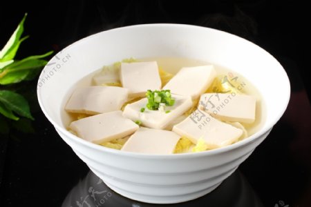 小菜豆腐汤图片
