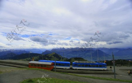 瑞士瑞吉山上山火车图片