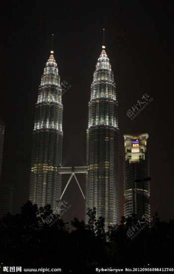 马来西亚双峰塔图片