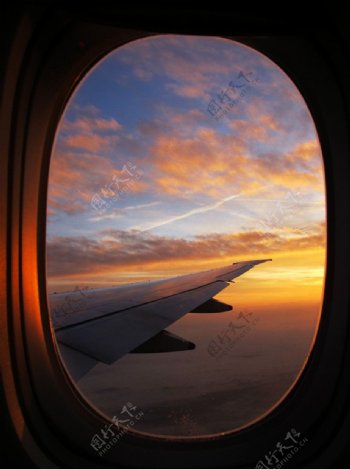 飞机上的风景图片