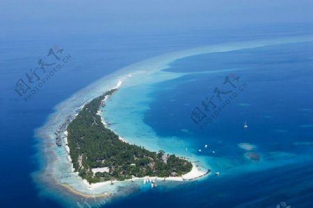 马尔代夫蜜月岛俯瞰图片