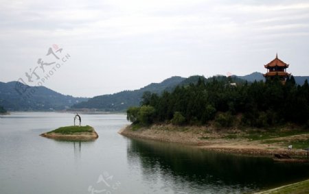 升钟湖美景图片