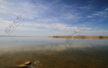 托素湖的宁静图片
