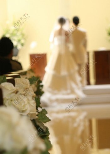 教堂结婚仪式宣誓摄影图片