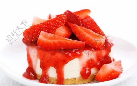 草莓雪糕冷饮图片
