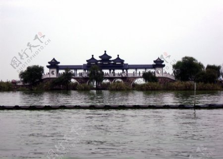 无锡太湖廊桥图片