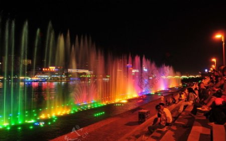 兰州梦幻音乐喷泉夜图片