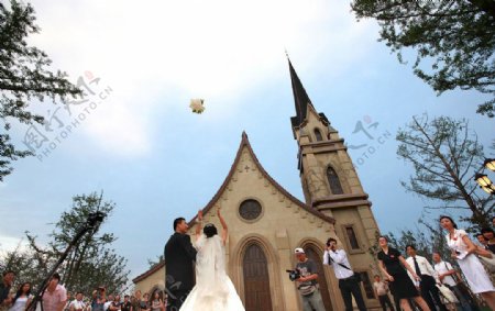 成都南湖梦幻岛婚礼图片