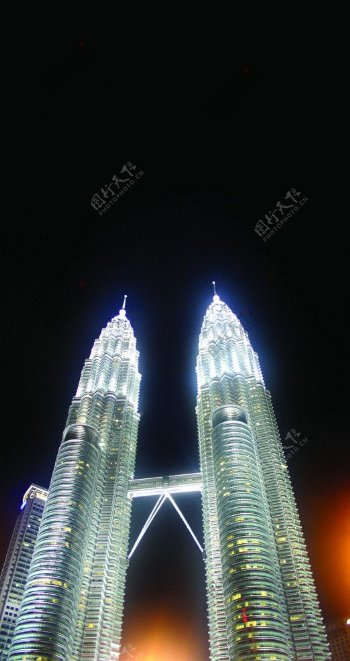 马来西亚双子星大厦夜景图片