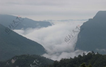 廖城烟云图片