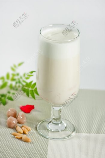 芋Q花生牛奶图片