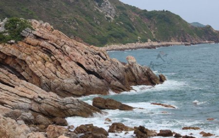 海边岩石大海图片