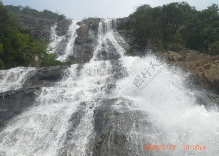 南昆山瀑布图片