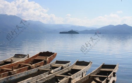 泸沽湖景色图片