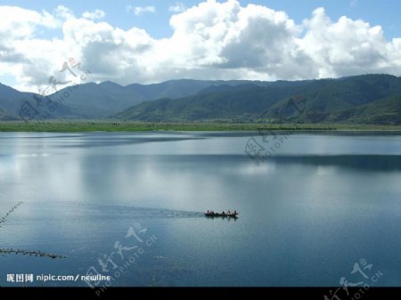 瀘沽湖图片