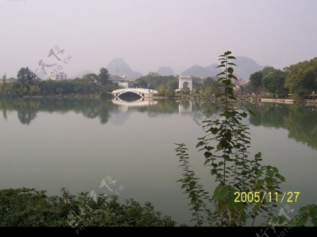 桂林榕湖风光图片