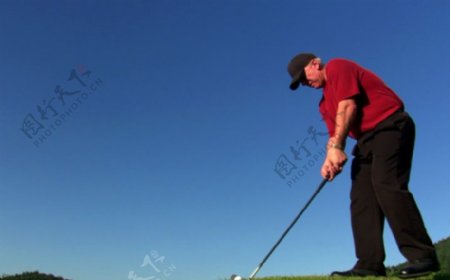 阳光下的高尔夫图片