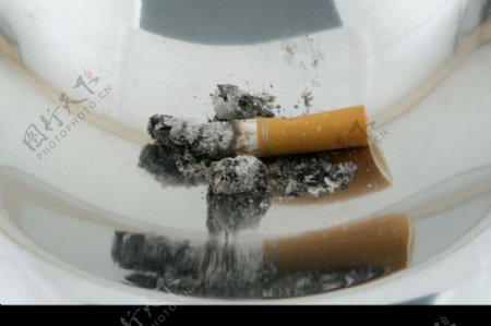 香烟迷绕0052