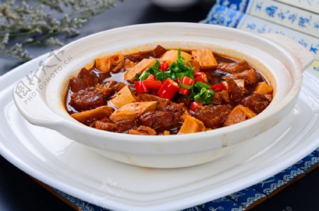 豆腐炖红烧肉