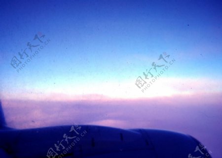 傍晚飞机空中拍摄云层景观
