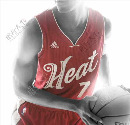 ADIDAS篮球NBA队服广告