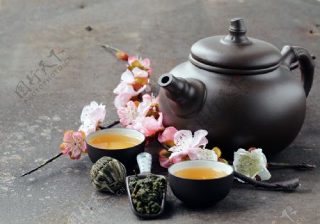 茶及茶壶