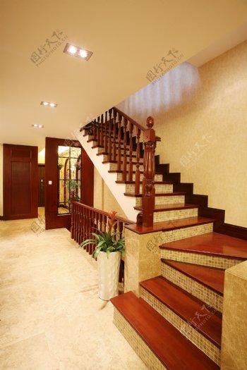 欧式别墅楼梯