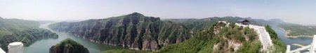 黄河三峡八角山全景图