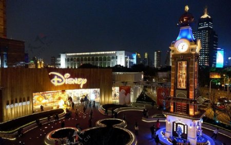 上海迪士尼景区夜景