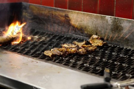 有肉的火焰烧烤餐厅烧烤