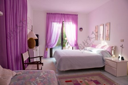 紫色浪漫风格室内设计