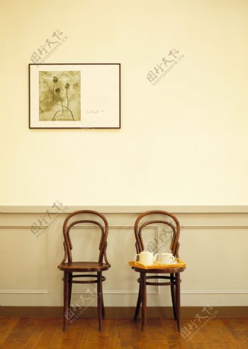 两张椅子图片