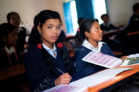 学校考试学生尼泊尔教育女孩研究知识同学们教训