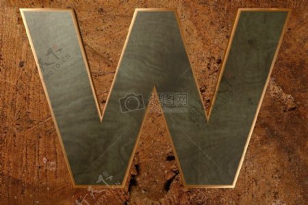 木质背景下的字母