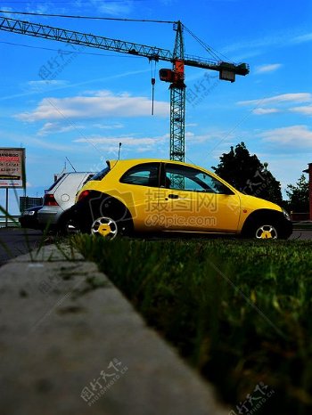 黄色汽车主题小天使