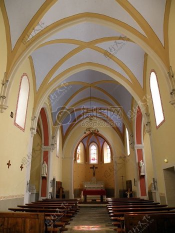 圣皮埃尔教堂内部