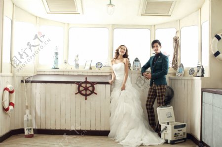 航海主题婚纱摄影图片