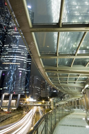 灯火辉煌繁华的香港夜景图片
