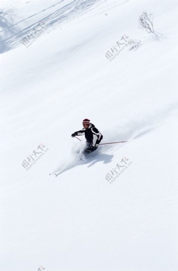 滑雪男人图片