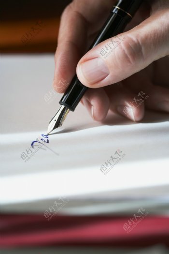 钢笔签字图片