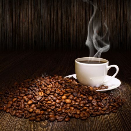 一杯热气的咖啡图片
