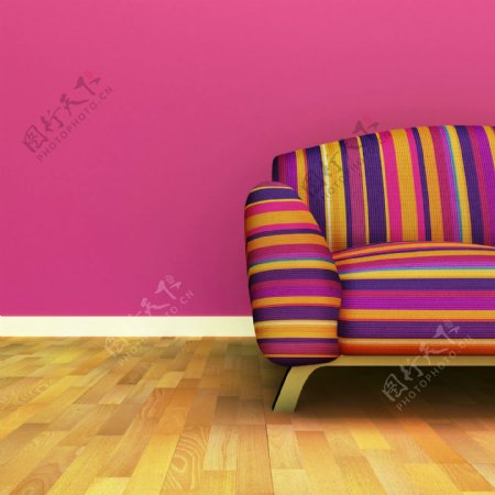 地板上的彩色沙发图片
