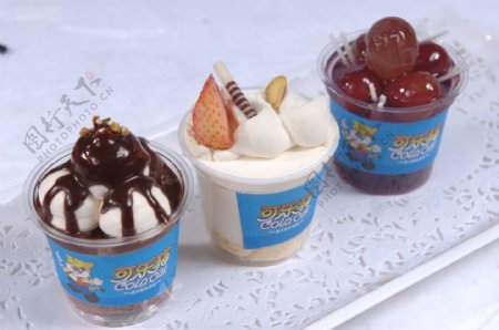 冰淇淋水果冰淇淋花样冰淇淋草莓图片