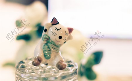 陶瓷小猫图片