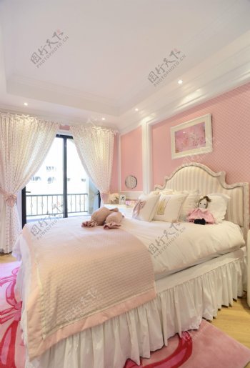 美式粉色公主房装修效果图